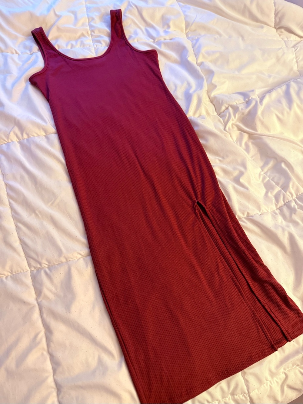 Sleeveless Ribbed Burgundy Midi Dress